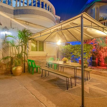 Ratana Villa - Pattaya Holiday House Walking Street 7 Bedrooms Exterior foto